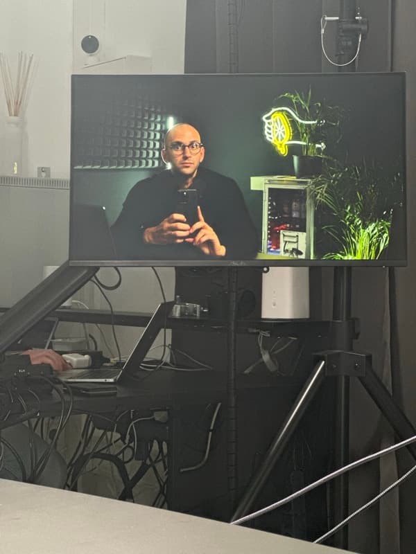 The NEED — Team-Moment